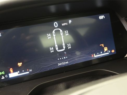 Used 2022 Jeep Grand Cherokee Summit AWD/4WD image 3