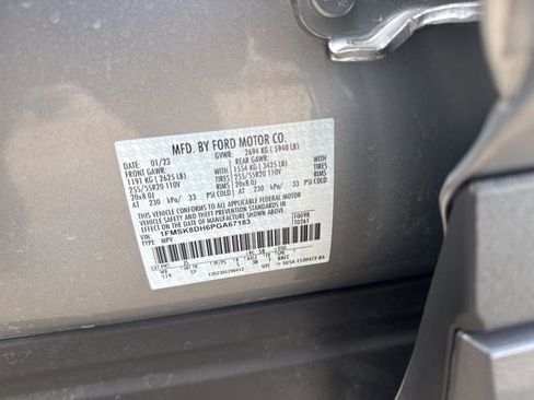 Used 2023 Ford Explorer XLT w/ Equipment Group 202A AWD/4WD image 15