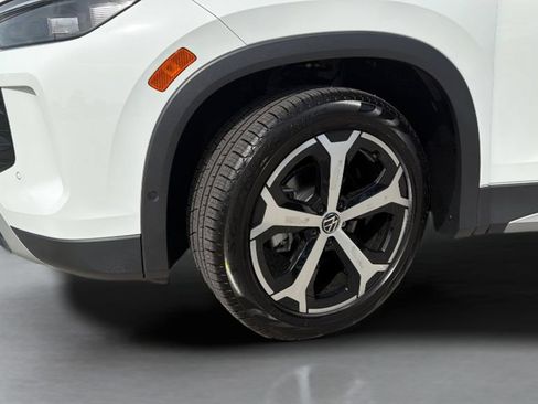 New 2026 Volkswagen Tiguan SE FWD image 10