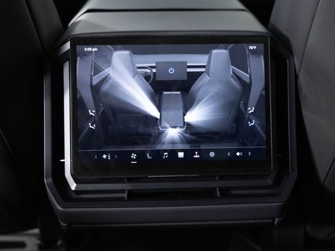 Used 2024 Tesla Cybertruck AWD Crew Cab image 20