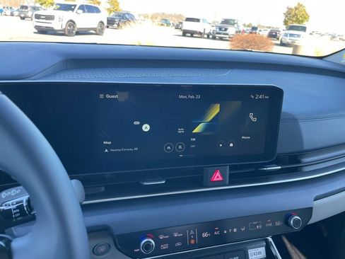New 2026 Kia Carnival EX FWD image 16