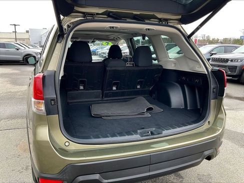 Used 2023 Subaru Forester Premium AWD/4WD image 35