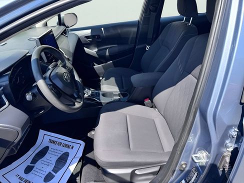 Used 2024 Toyota Corolla LE FWD image 18
