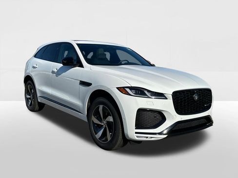 Certified 2025 Jaguar F-PACE R-Dynamic S image 5