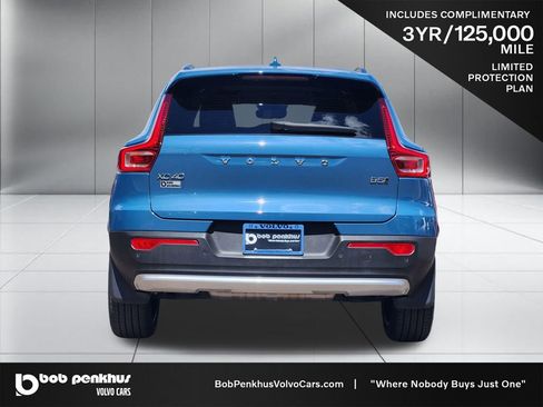 Used 2024 Volvo XC40 B5 Plus w/ Protection Package Premier AWD/4WD image 26