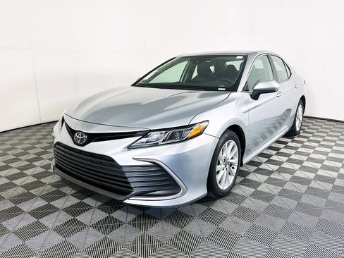 Certified 2024 Toyota Camry LE FWD image 7