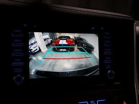 Used 2019 Toyota Sienna XLE Premium FWD image 16