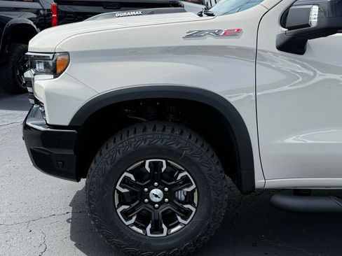 New 2026 Chevrolet Silverado 1500 ZR2 AWD/4WD image 6