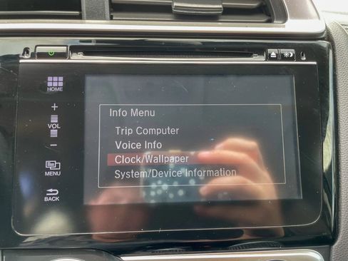 Used 2015 Honda Fit EX image 33