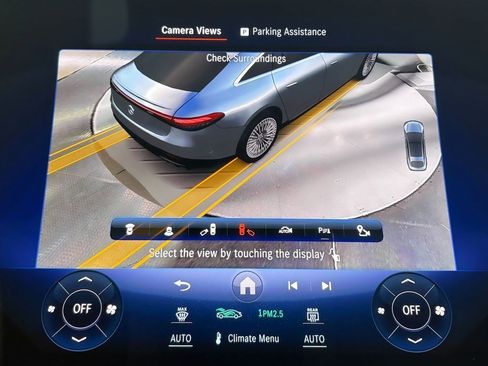 Used 2022 Mercedes-Benz EQS 580 580 image 22