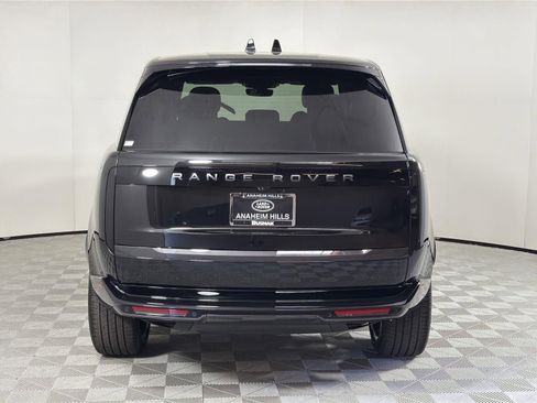 New 2026 Land Rover Range Rover SE image 4
