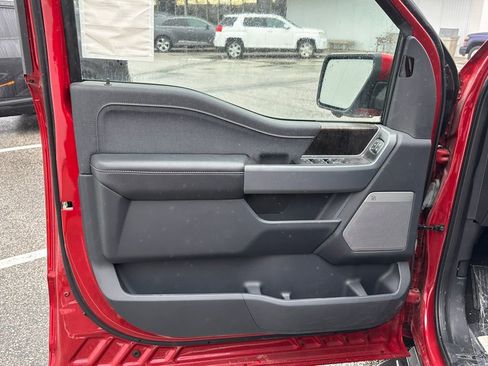 Used 2022 Ford F150 Lightning Lariat w/ Equipment Group 511A High image 12