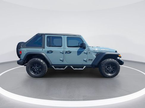 Used 2024 Jeep Wrangler Unlimited Sport AWD/4WD image 9