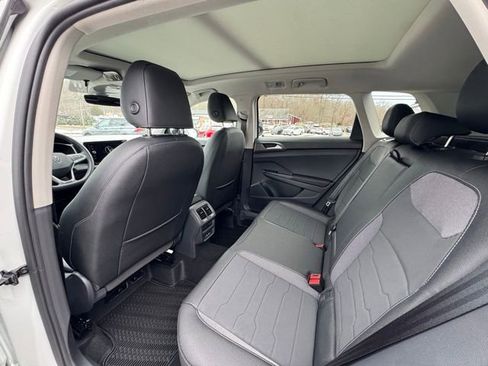 New 2026 Volkswagen Taos SE AWD/4WD image 10