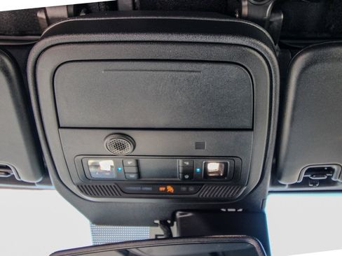 Used 2023 Ford Bronco Outer Banks image 28