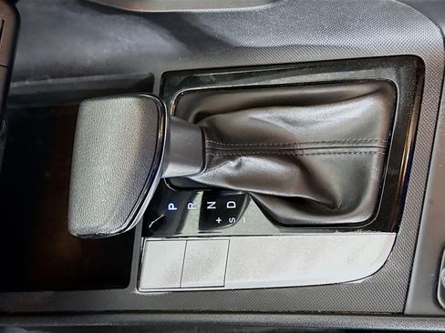 Used 2021 Hyundai Elantra SEL image 20