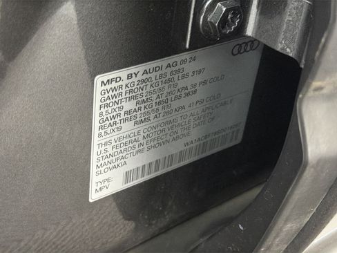Used 2025 Audi Q7 2.0T Premium w/ Convenience Package AWD/4WD image 29