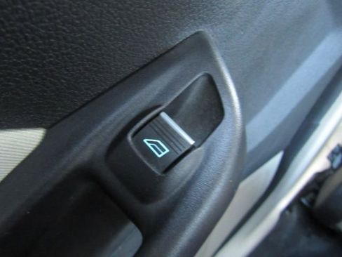 Used 2016 Ford Focus Electric Hatchback image 27