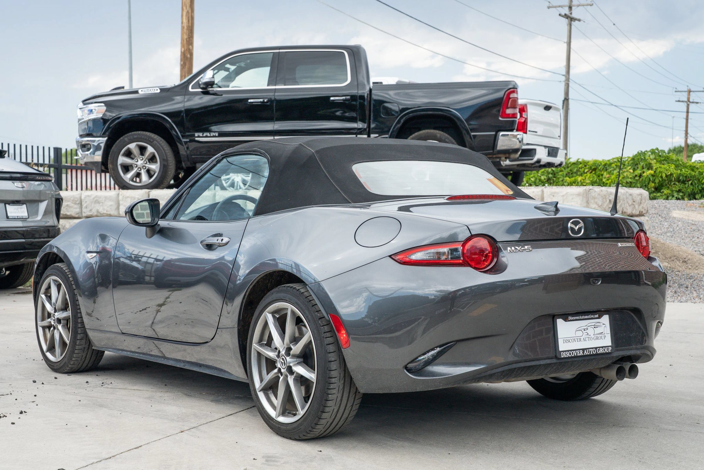 Used 2023 MAZDA MX-5 Miata Grand Touring RWD image 5