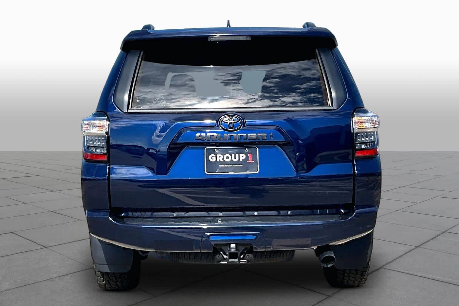 Used 2024 Toyota 4Runner SR5 Premium w/ Moonroof Package RWD image 5