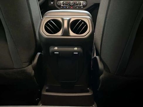 Used 2024 Jeep Wrangler Unlimited AWD/4WD image 76