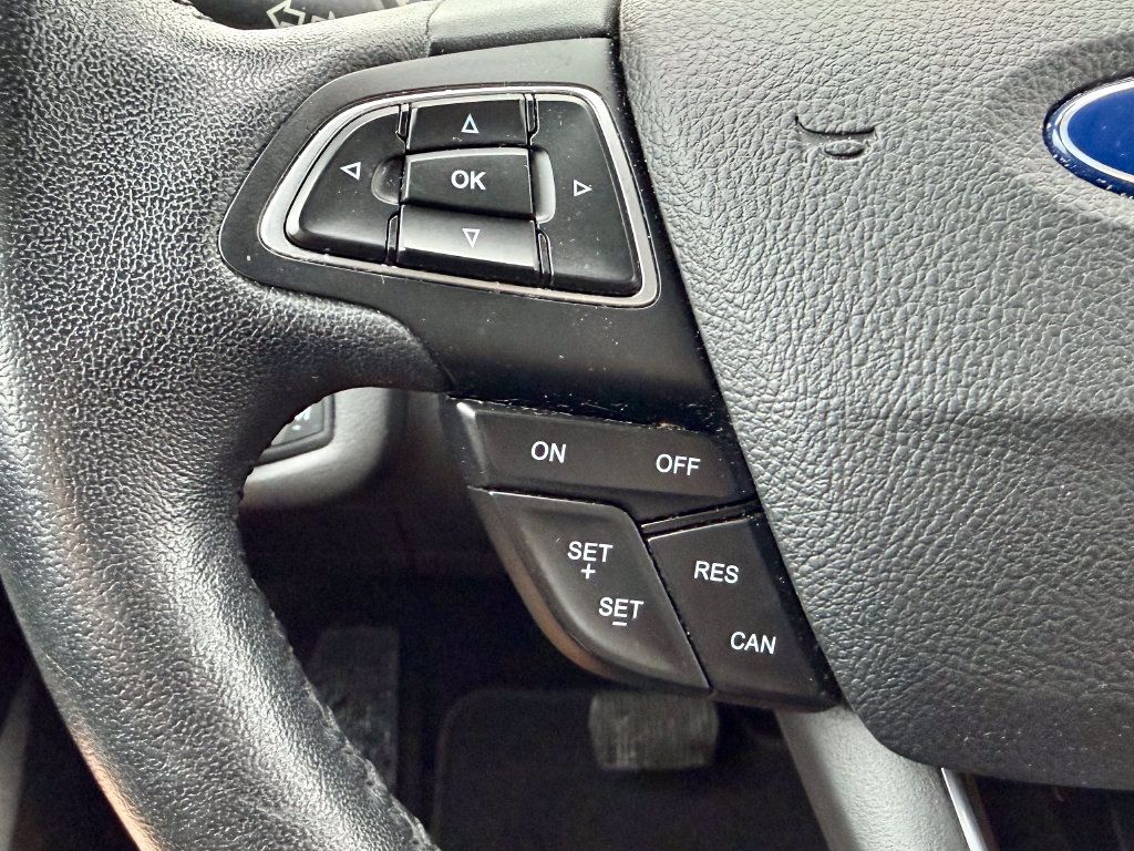 Used 2018 Ford Escape SEL FWD image 22
