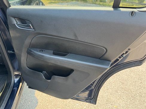 Used 2015 Chevrolet Equinox LT image 45