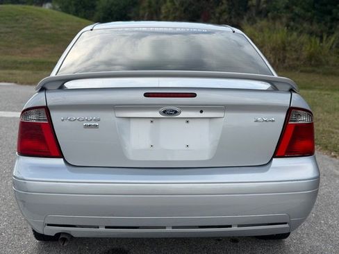 Used 2005 Ford Focus S image 4