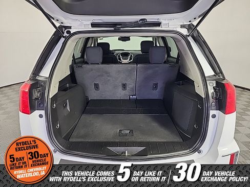 Used 2017 GMC Terrain SLE w/ Convenience Package image 12