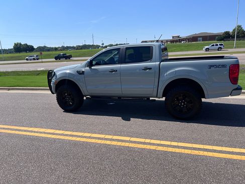 Used 2022 Ford Ranger XLT w/ Equipment Group 301A Mid RWD image 8