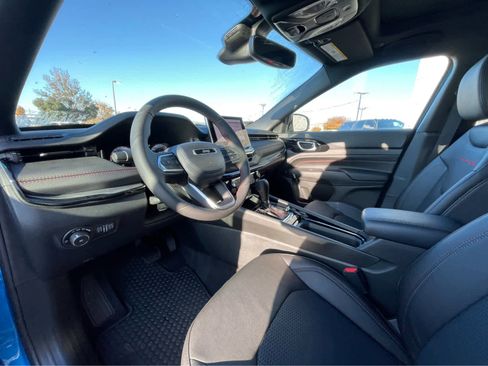 New 2026 Jeep Compass Trailhawk w/ Sun, Sound & Navigation Group image 2