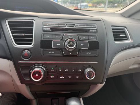 Used 2015 Honda Civic LX image 12