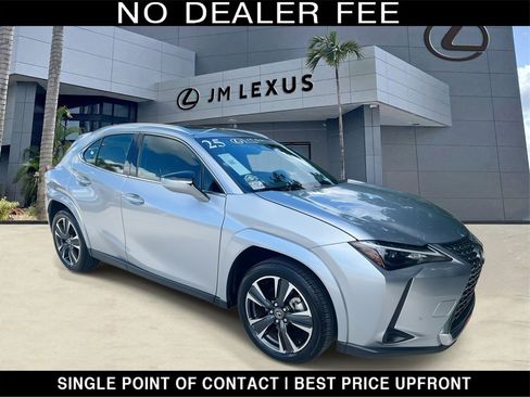 Used 2025 Lexus UX 300h FWD image 1