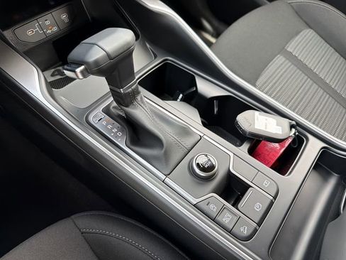 New 2026 Kia Sorento LX FWD image 15