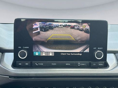 Certified 2023 Honda Accord EX image 22