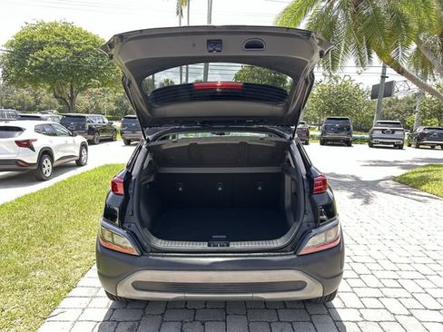 Used 2022 Hyundai Kona SEL w/ Convenience Package FWD image 28