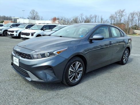 Used 2024 Kia Forte LXS image 8