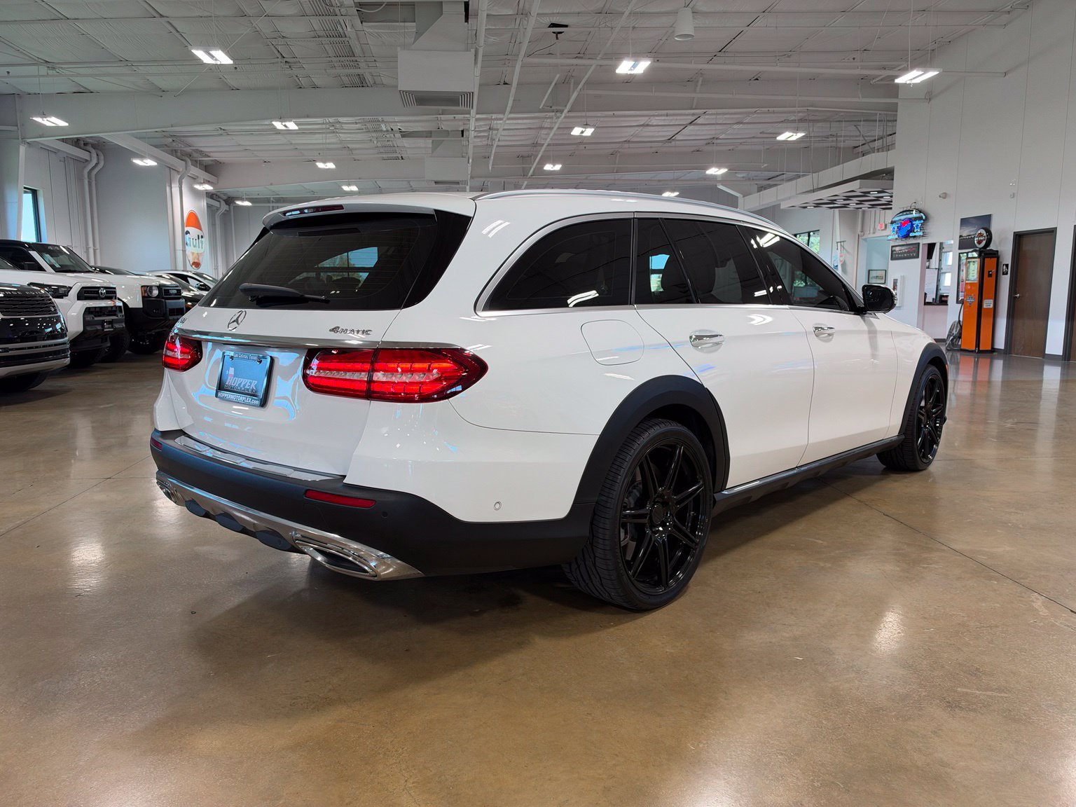 Used 2021 Mercedes-Benz E 450 4MATIC All-Terrain Wagon w/ Premium Package image 7