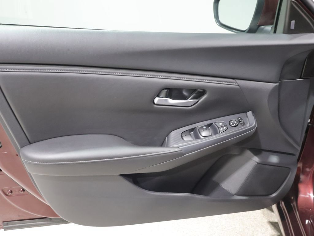 Used 2025 Nissan Sentra SV w/ All-Weather Package FWD image 12