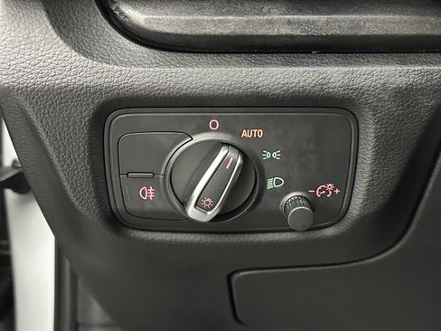 Used 2015 Audi A3 1.8T Premium image 23