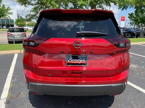 New 2026 Nissan Rogue Dark Armor FWD image 4
