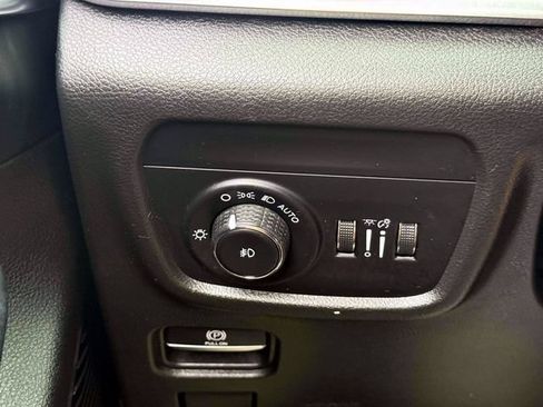 Certified 2023 Jeep Grand Cherokee L Overland w/ Luxury Tech Group IV AWD/4WD image 25