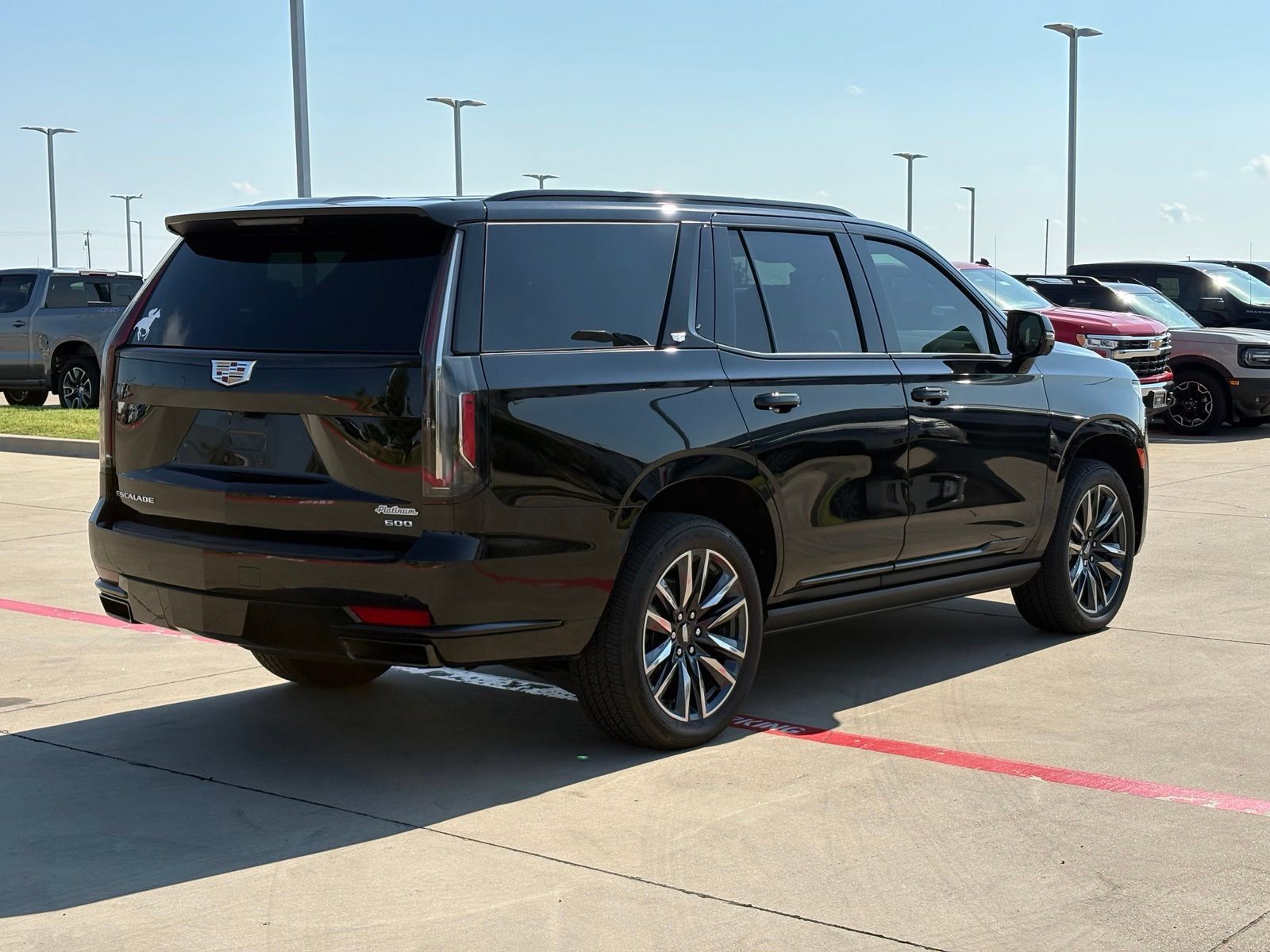 Used 2024 Cadillac Escalade Sport Platinum w/ Heavy-Duty Trailer Package AWD/4WD image 7
