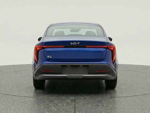 Used 2025 Kia K4 LXS image 7