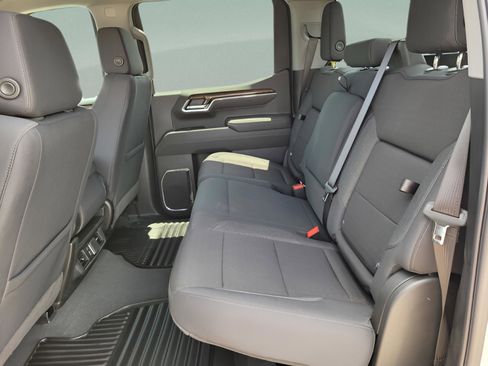 New 2025 GMC Sierra 1500 Elevation image 33