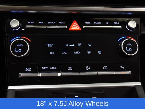 New 2026 Hyundai Santa Fe SE image 18