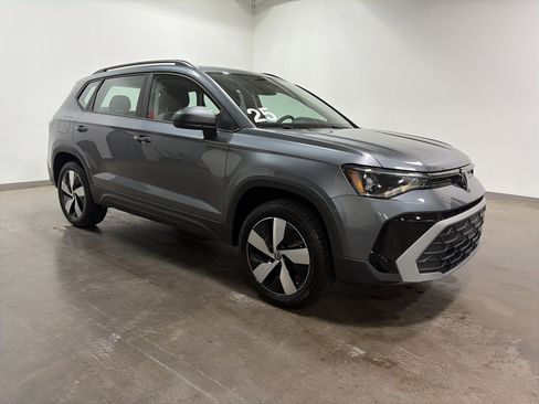 Certified 2025 Volkswagen Taos S image 2