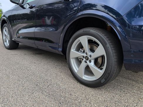 New 2025 Audi Q5 Premium Plus image 3