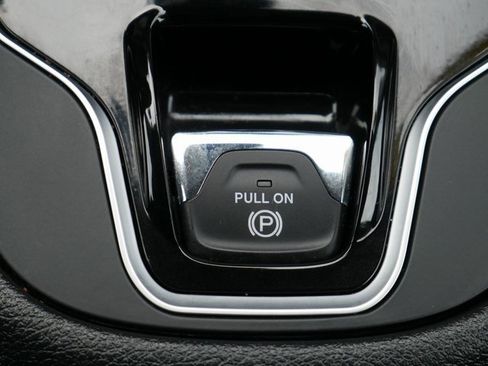 Used 2023 Jeep Cherokee Altitude Lux w/ Lux Elite Package image 24