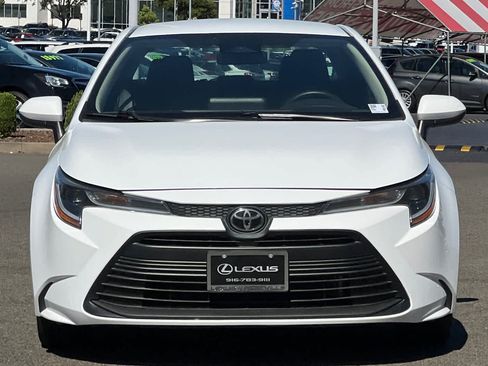 Used 2023 Toyota Corolla LE FWD image 10
